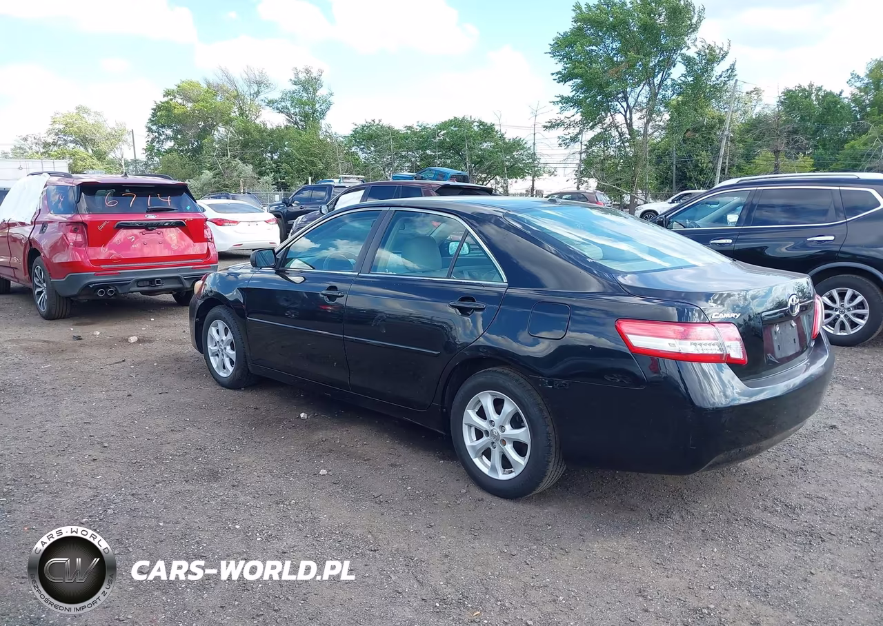2011 Toyota Camry Le VIN:4T1BF3EK3BU150288 - 3