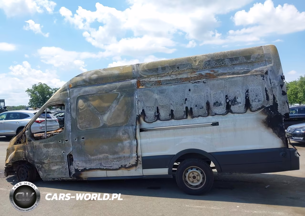 2019 Ford Transit-250 VIN:1FTYR3UG8KKA14222 - 13