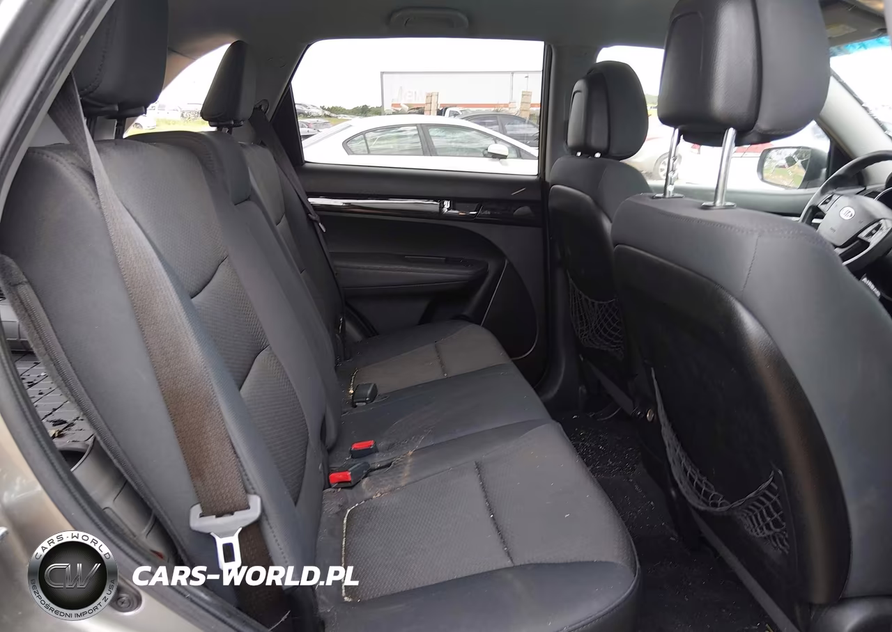2012 Kia Sorento Lx VIN:5XYKTDA65CG299090 - 8