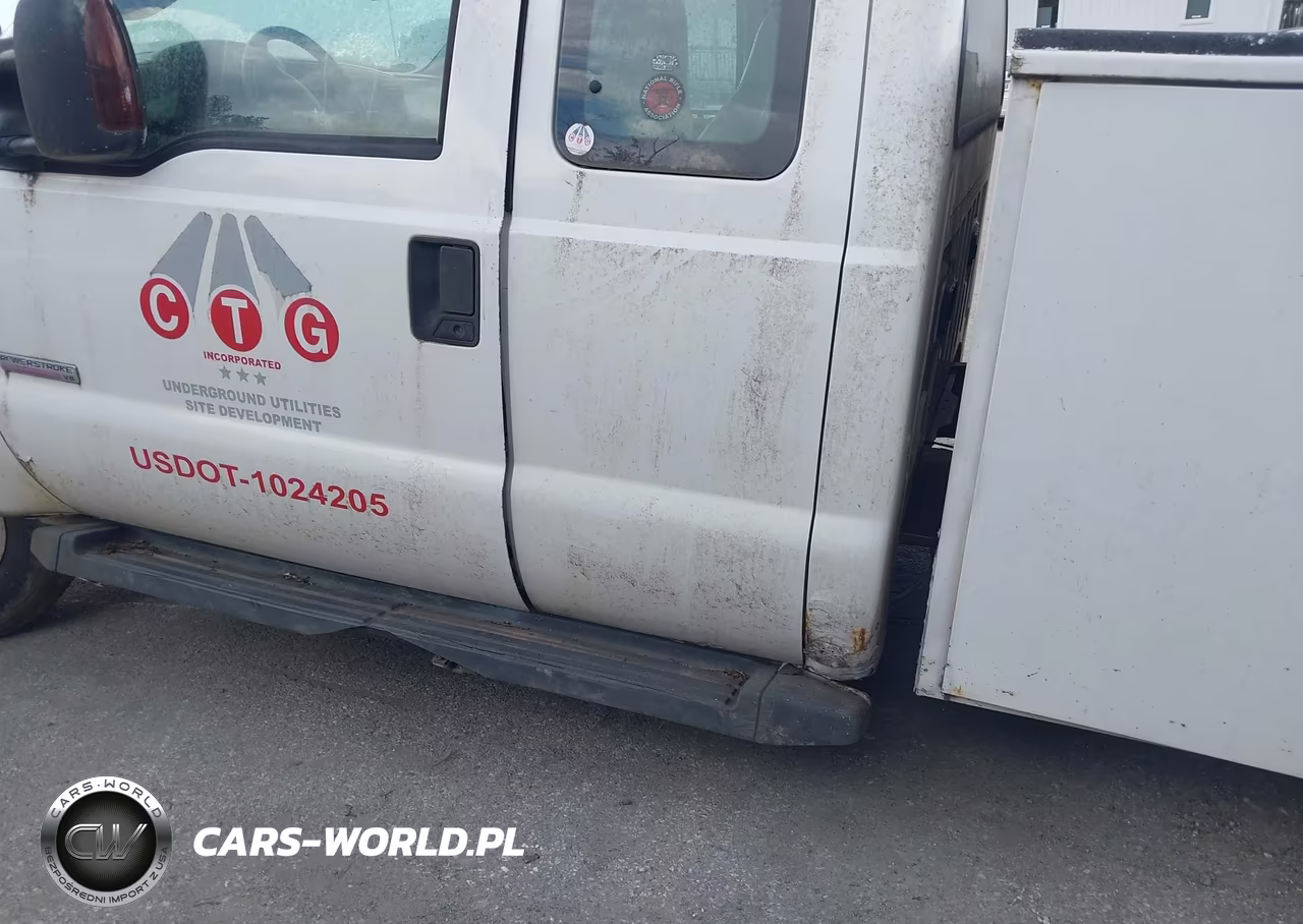2007 Ford F-350 Chassis Lariat-Xl-Xlt VIN:1FDWX35P37EB35270 - 13