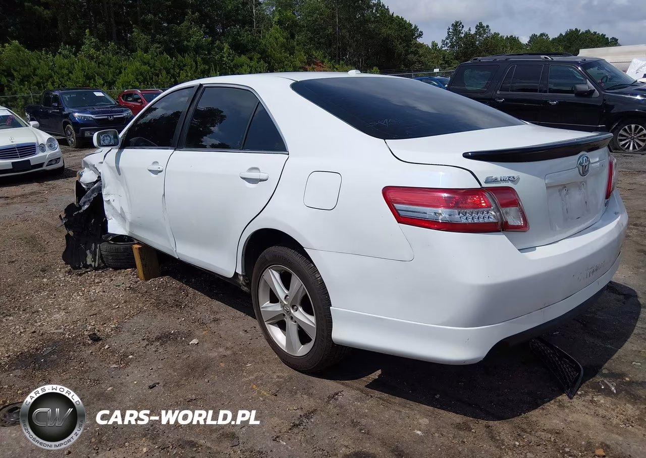 2010 Toyota Camry Se VIN:4T1BF3EKXAU580284 - 3