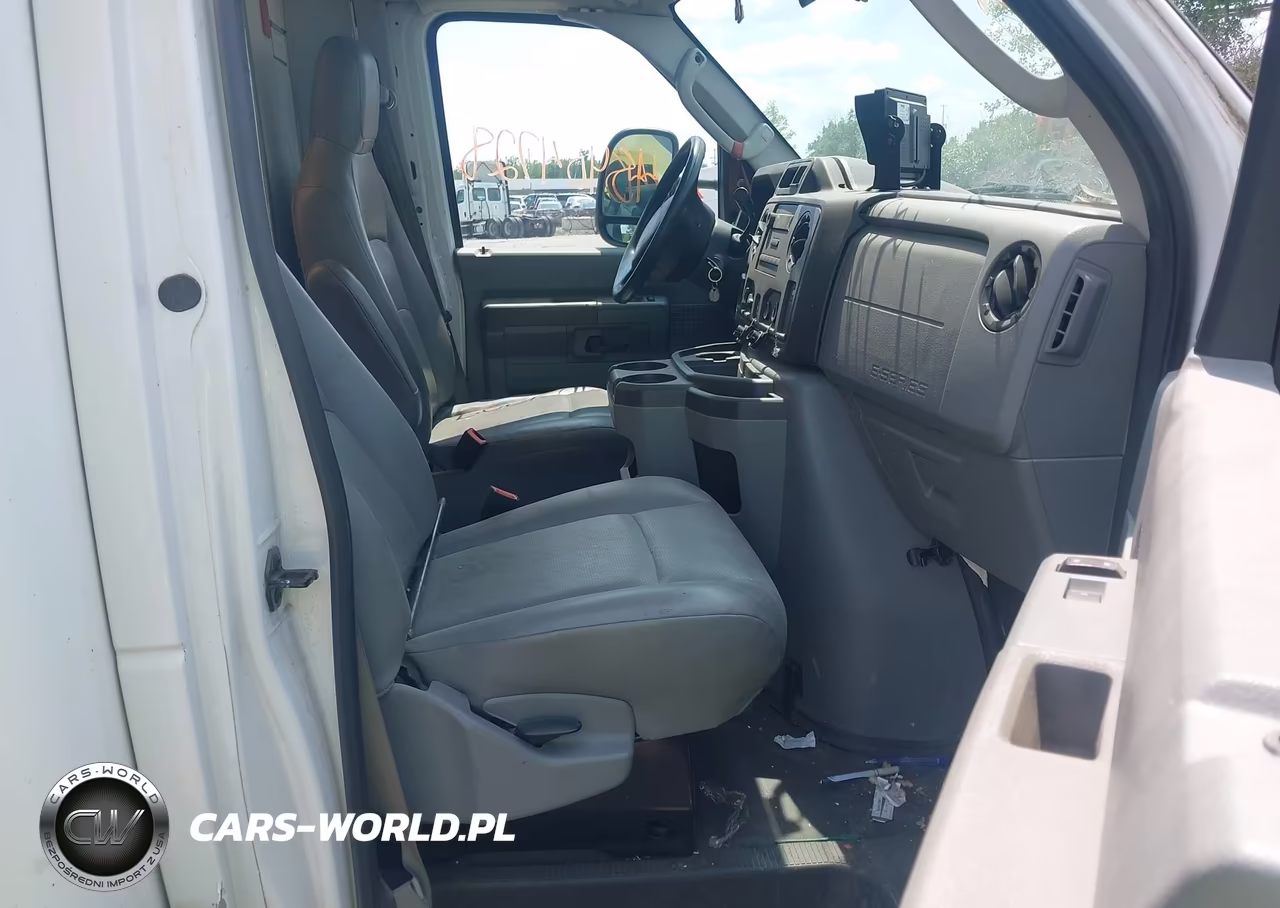 2018 Ford E-450 Cutaway VIN:1FDXE4FS7JDC32634 - 5