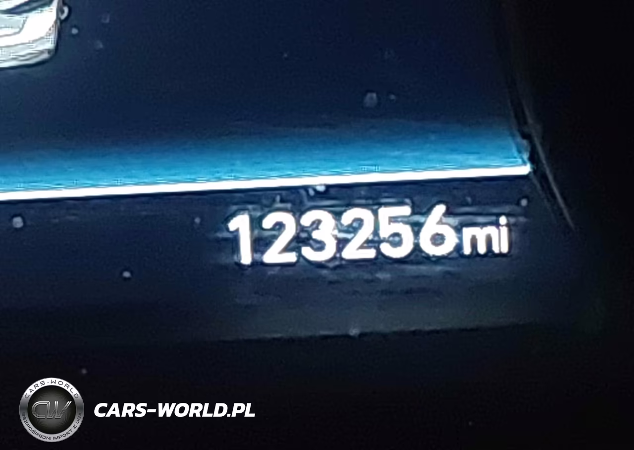 2018 Genesis G80 3.8 VIN:KMHGN4JE2JU266532 - 15