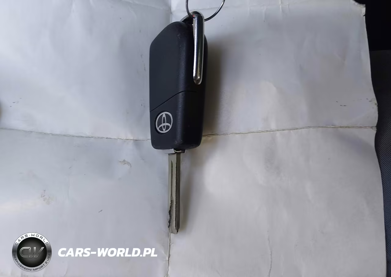 2023 Toyota Corolla Le VIN:5YFB4MDE7PP062943 - 11