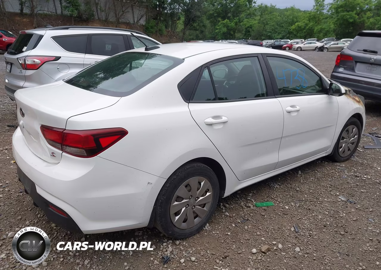 2018 Kia Rio S VIN:3KPA24AB0JE133565 - 4