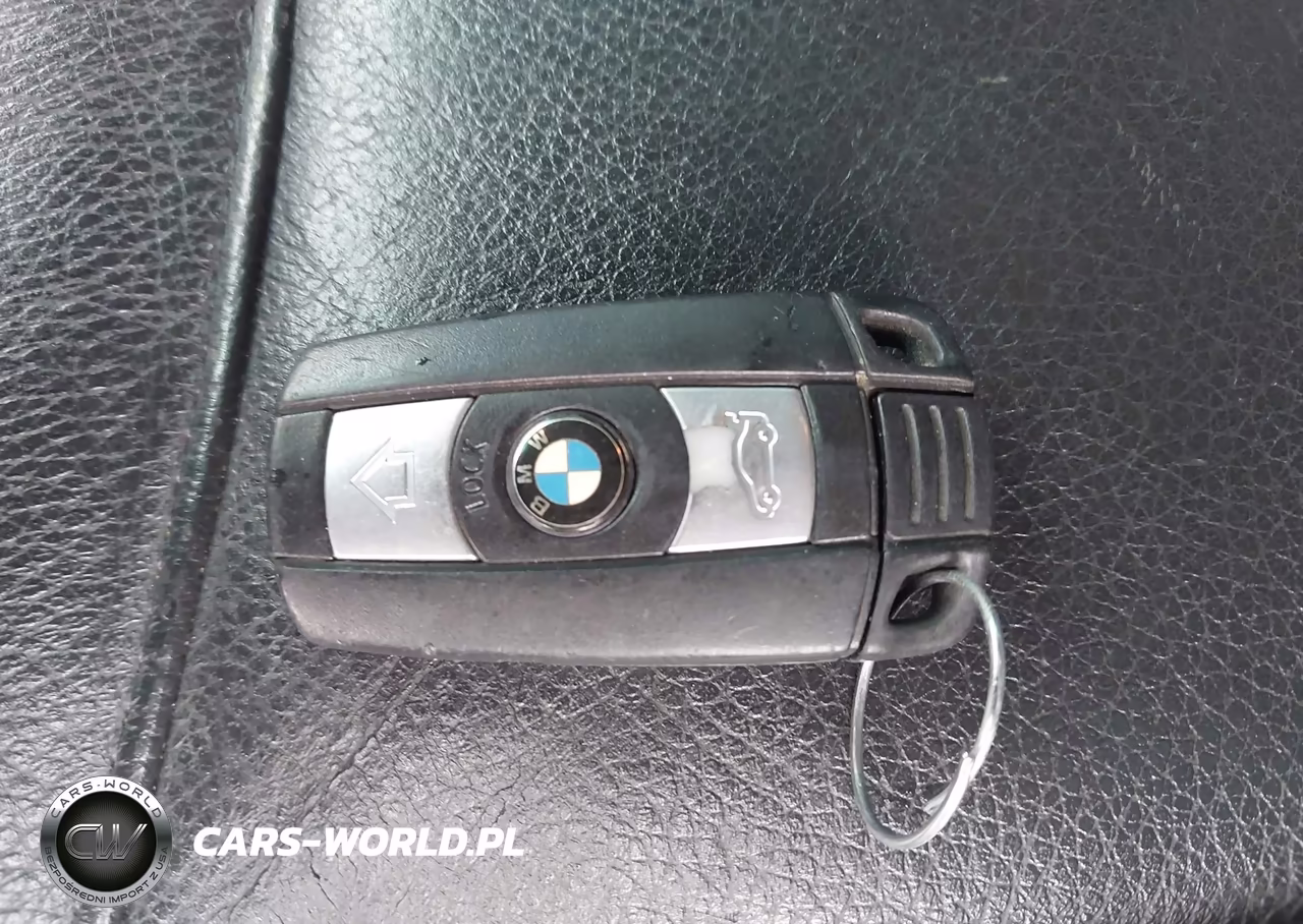 2010 BMW 328I xDrive VIN:WBAPK7C50AA459353 - 11