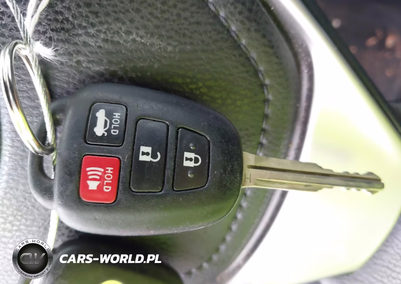 2016 Toyota Corolla S Plus VIN:2T1BURHE5GC548982 - 11