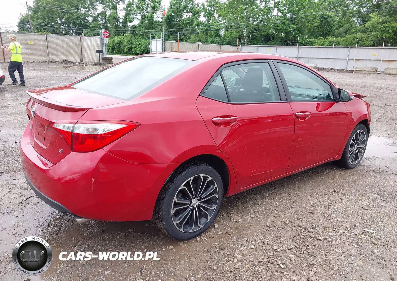 2016 Toyota Corolla S Plus VIN:2T1BURHE5GC548982 - 4