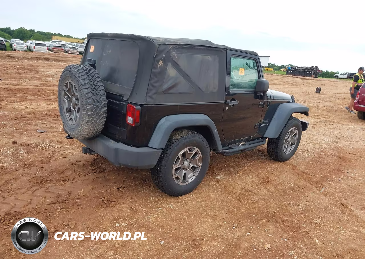 2010 Jeep Wrangler Sport VIN:1J4AA2D17AL205681 - 4