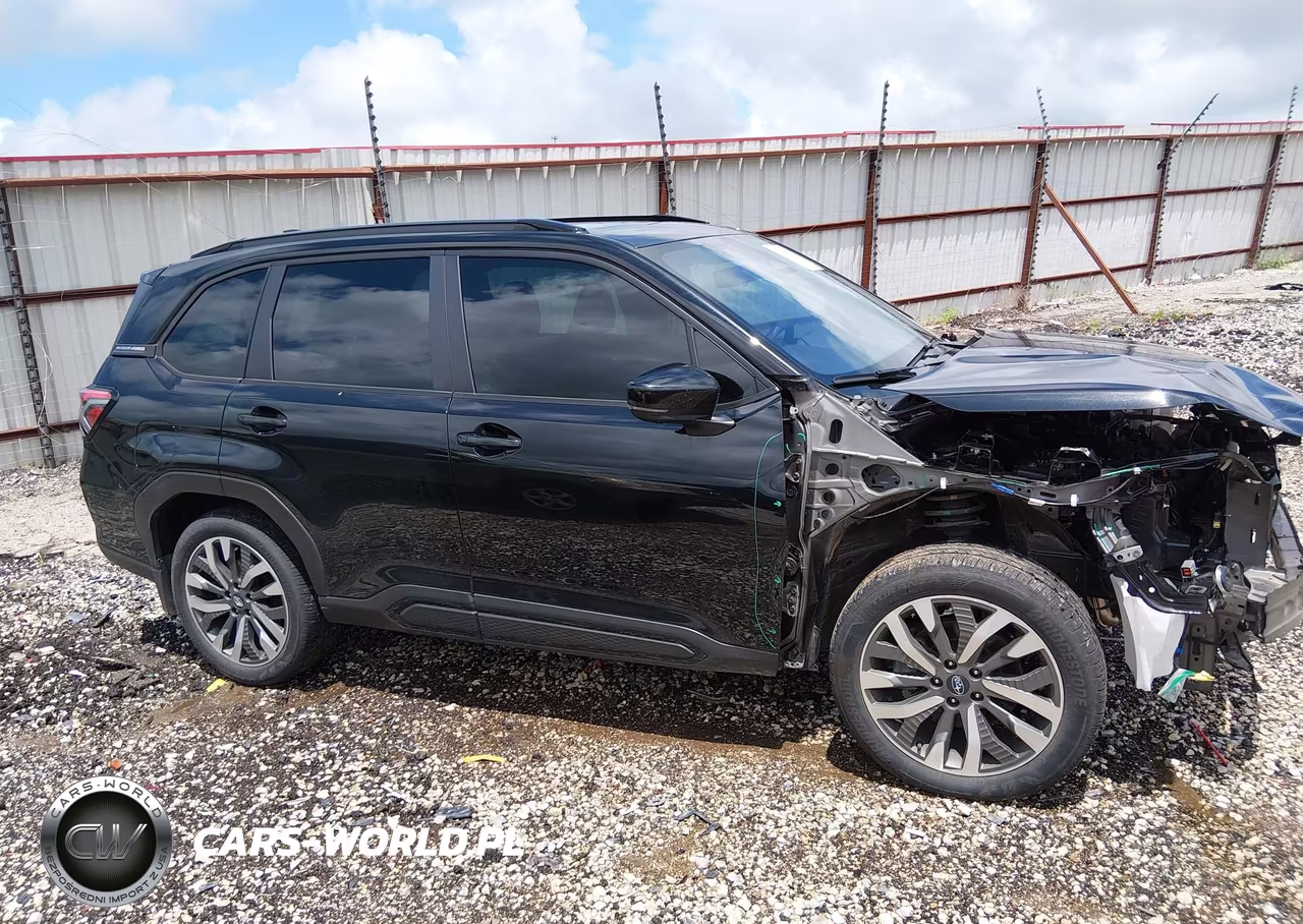 2025 Subaru Forester Touring VIN:JF2SLDTC4SH453539 - 14