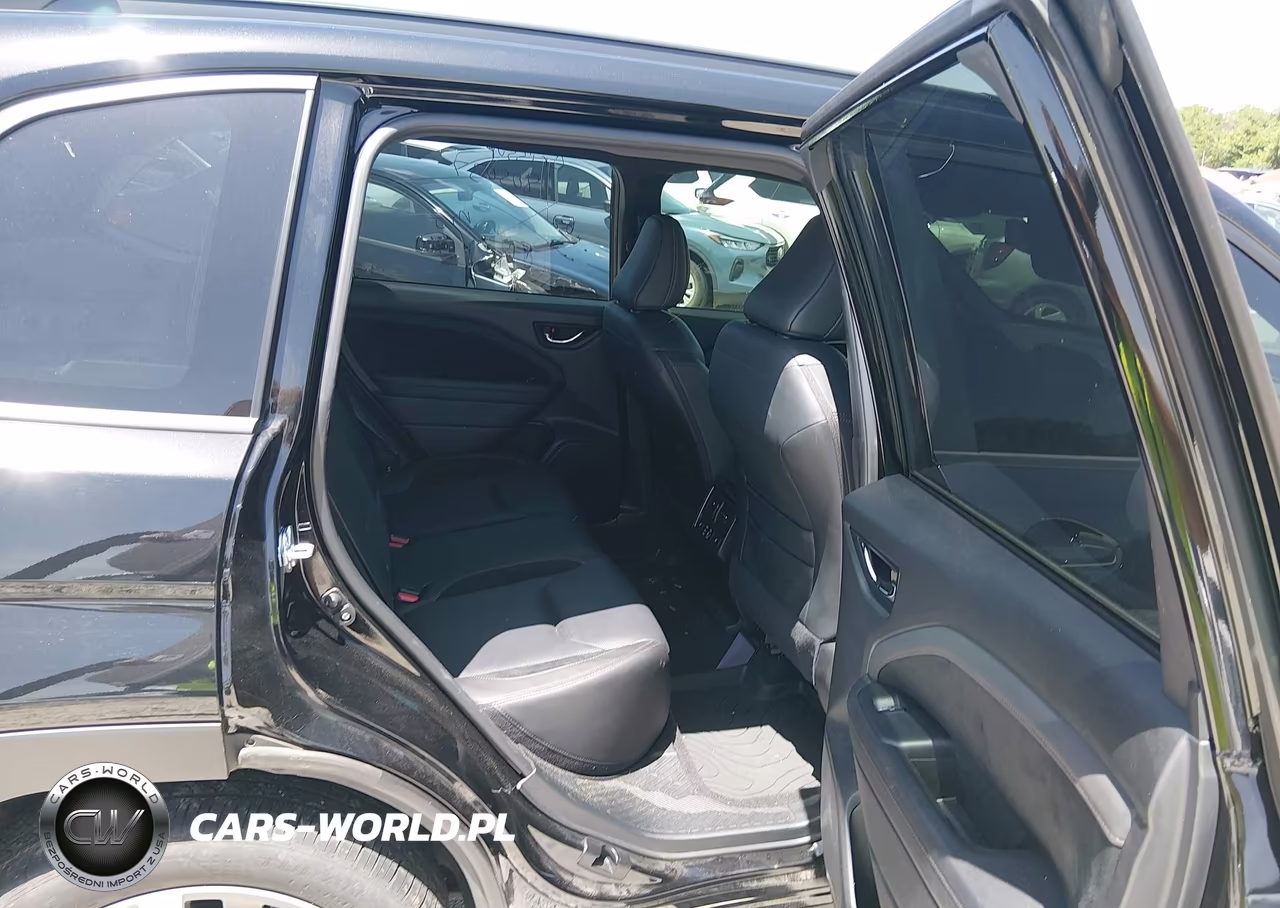2025 Subaru Forester Touring VIN:JF2SLDTC4SH453539 - 8