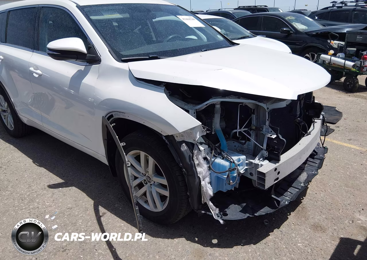 2016 Toyota Highlander Le-Le Plus VIN:5TDBKRFH6GS345352 - 18