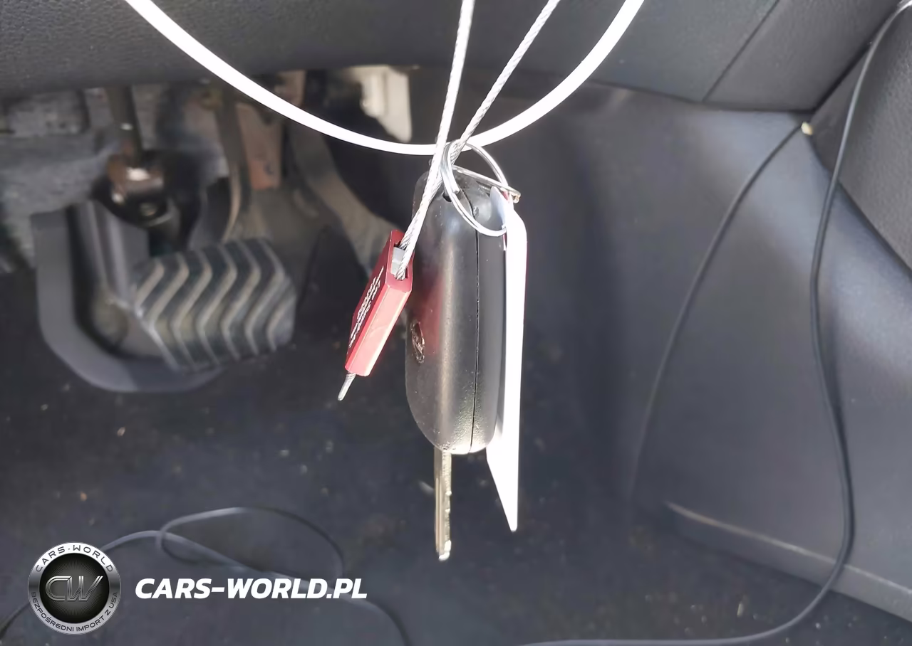 2019 Nissan Rogue Sport S VIN:JN1BJ1CP0KW236610 - 11