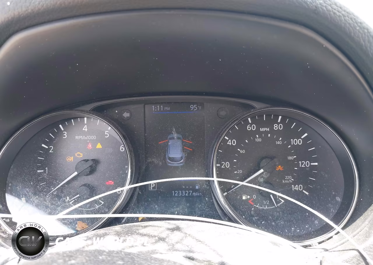 2019 Nissan Rogue Sport S VIN:JN1BJ1CP0KW236610 - 7
