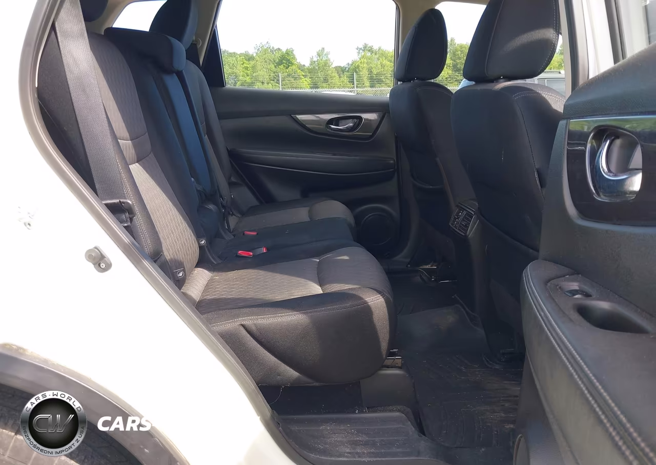 2017 Nissan Rogue S VIN:JN8AT2MTXHW141232 - 8