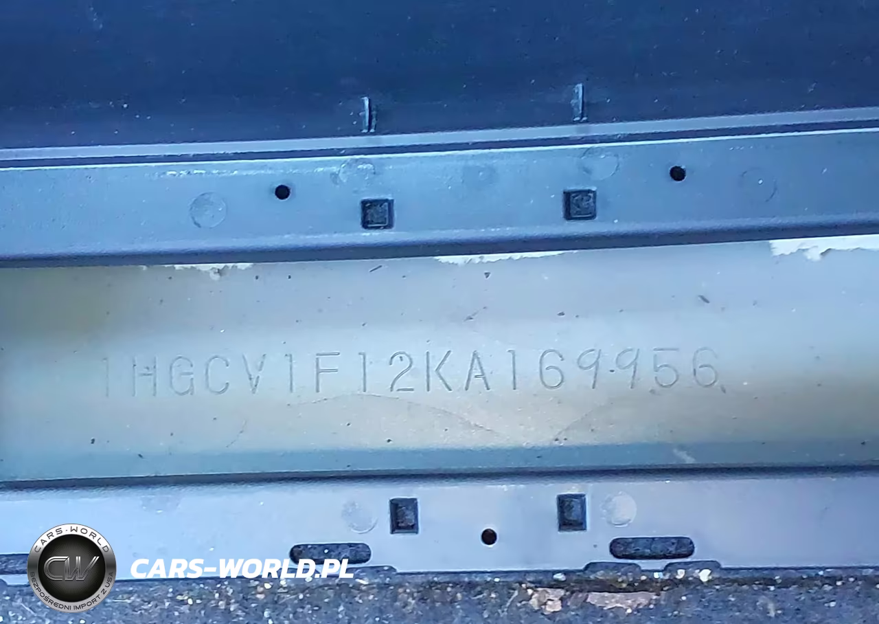 2019 Honda Accord Lx VIN:1HGCV1F12KA169956 - 18