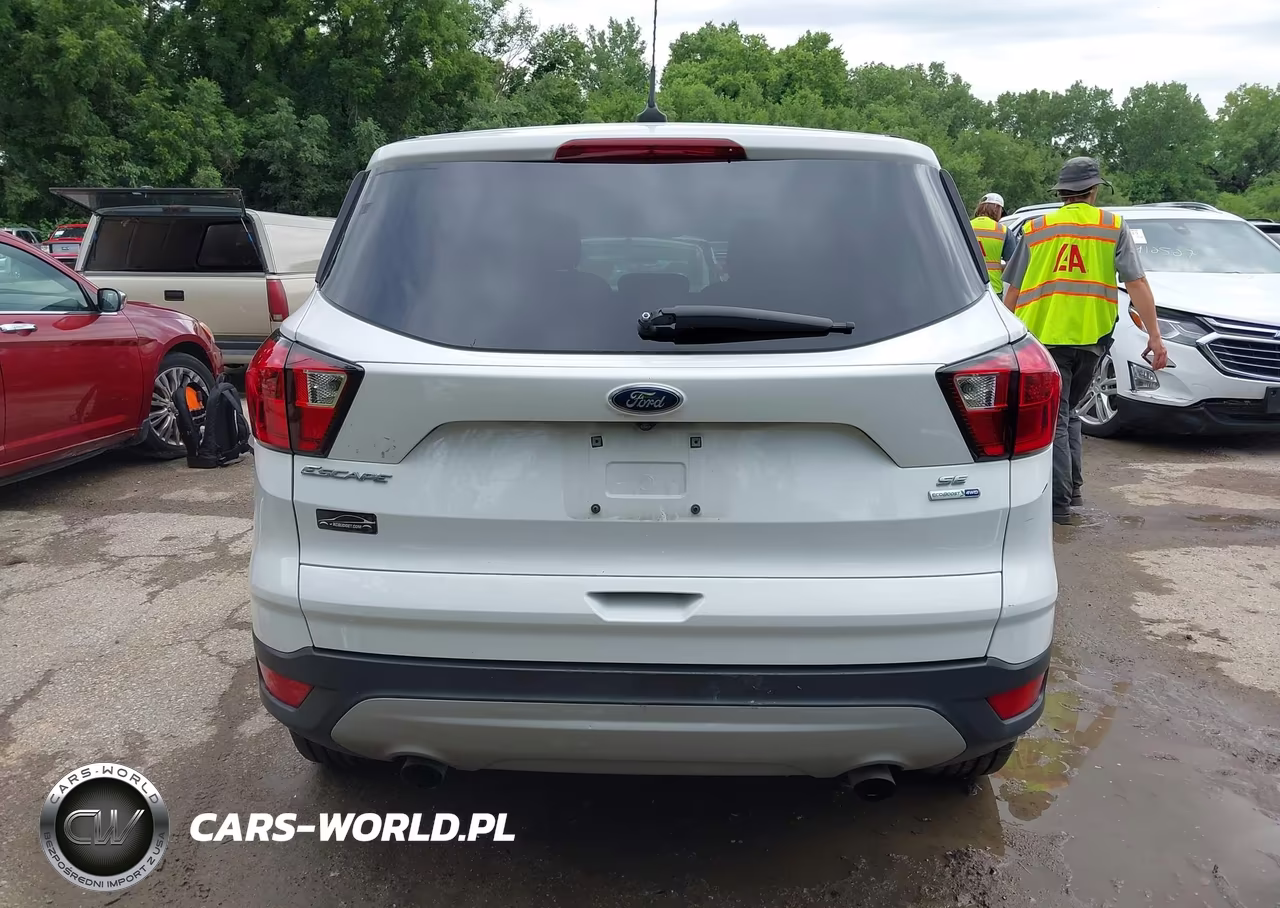 2019 Ford Escape Se VIN:1FMCU9GD4KUB81383 - 17