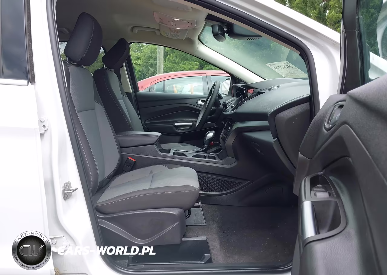 2019 Ford Escape Se VIN:1FMCU9GD4KUB81383 - 5