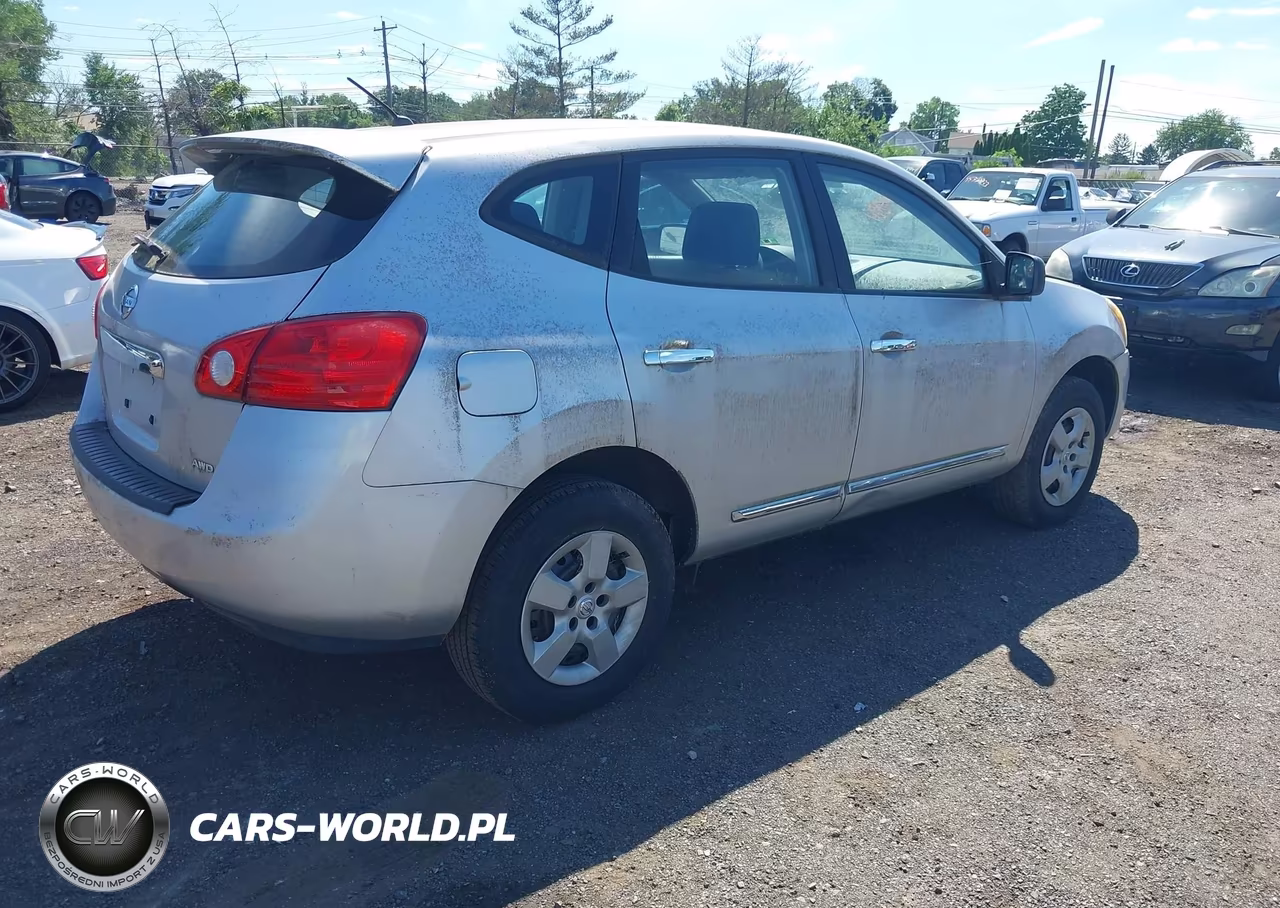 2011 Nissan Rogue S VIN:JN8AS5MV5BW666552 - 4