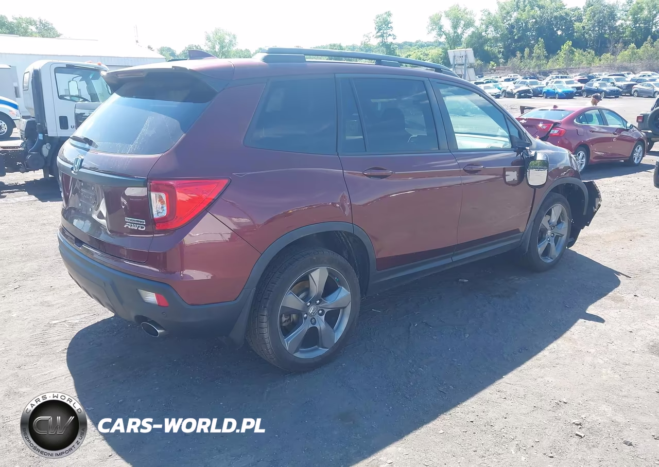 2019 Honda Passport Touring VIN:5FNYF8H93KB008133 - 4