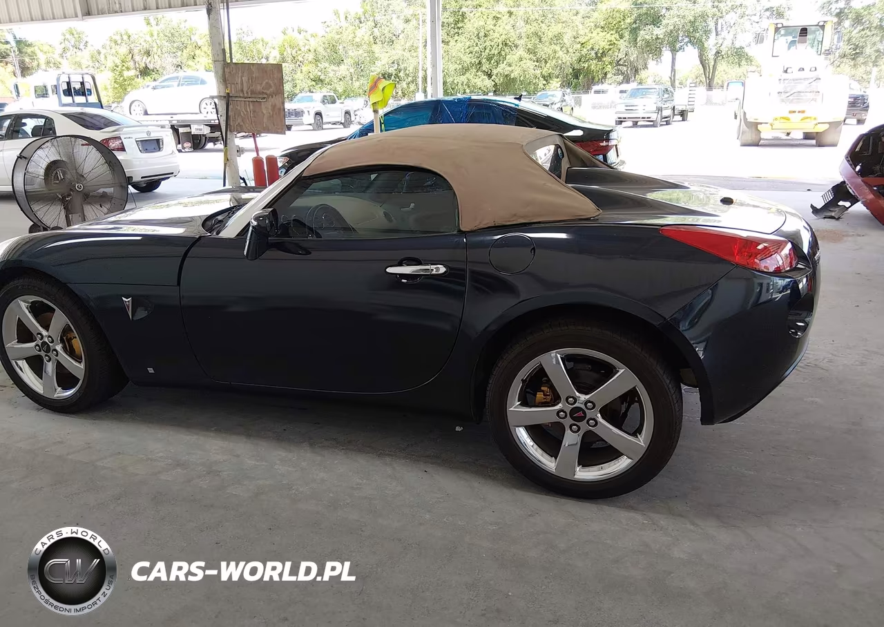 2007 Pontiac Solstice VIN:1G2MB35B27Y113889 - 14