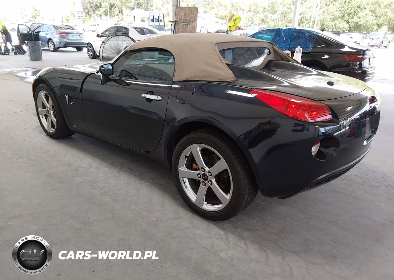 2007 Pontiac Solstice VIN:1G2MB35B27Y113889 - 3