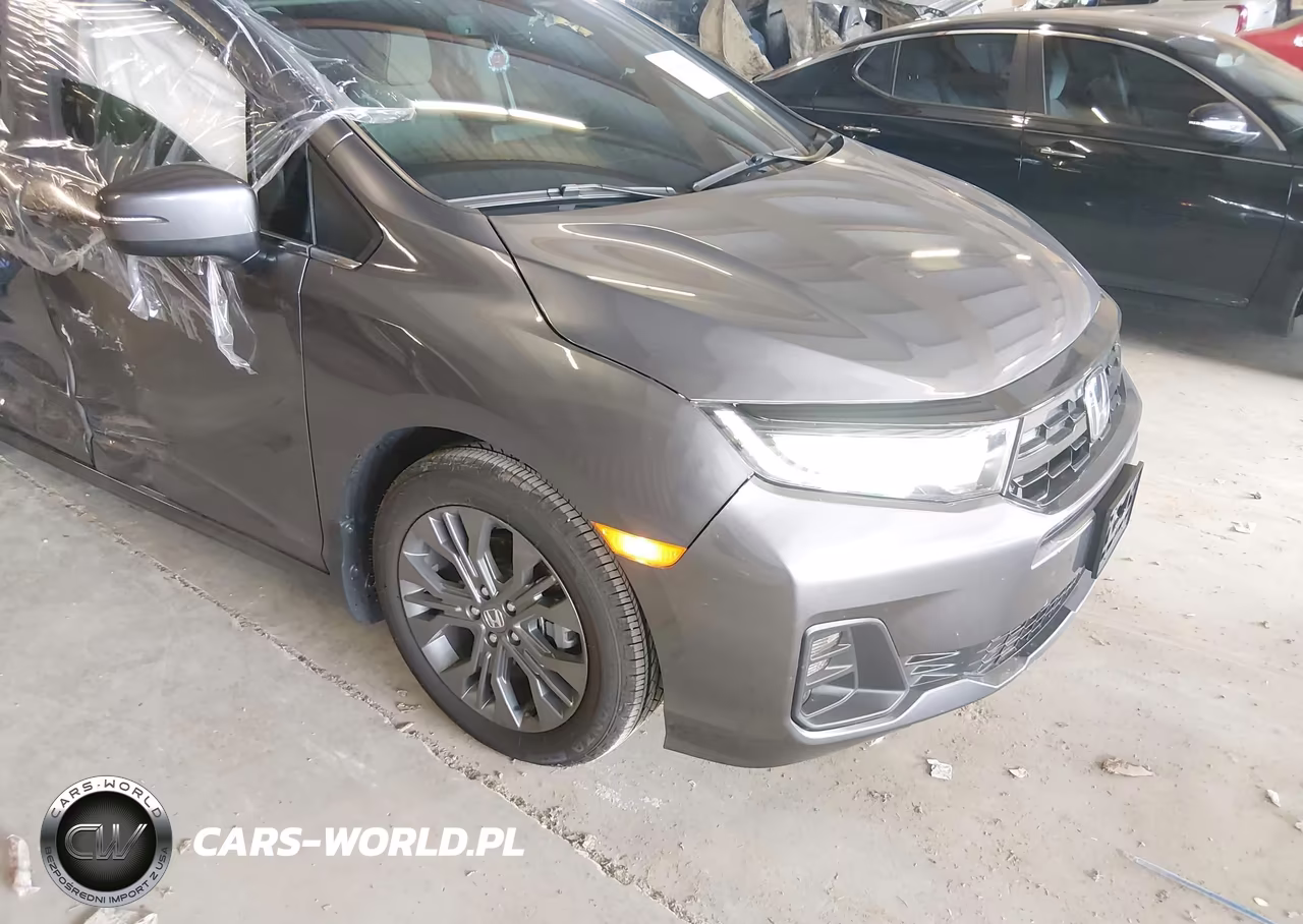 2026 Honda Odyssey Touring – zdjęcie 1 z 18