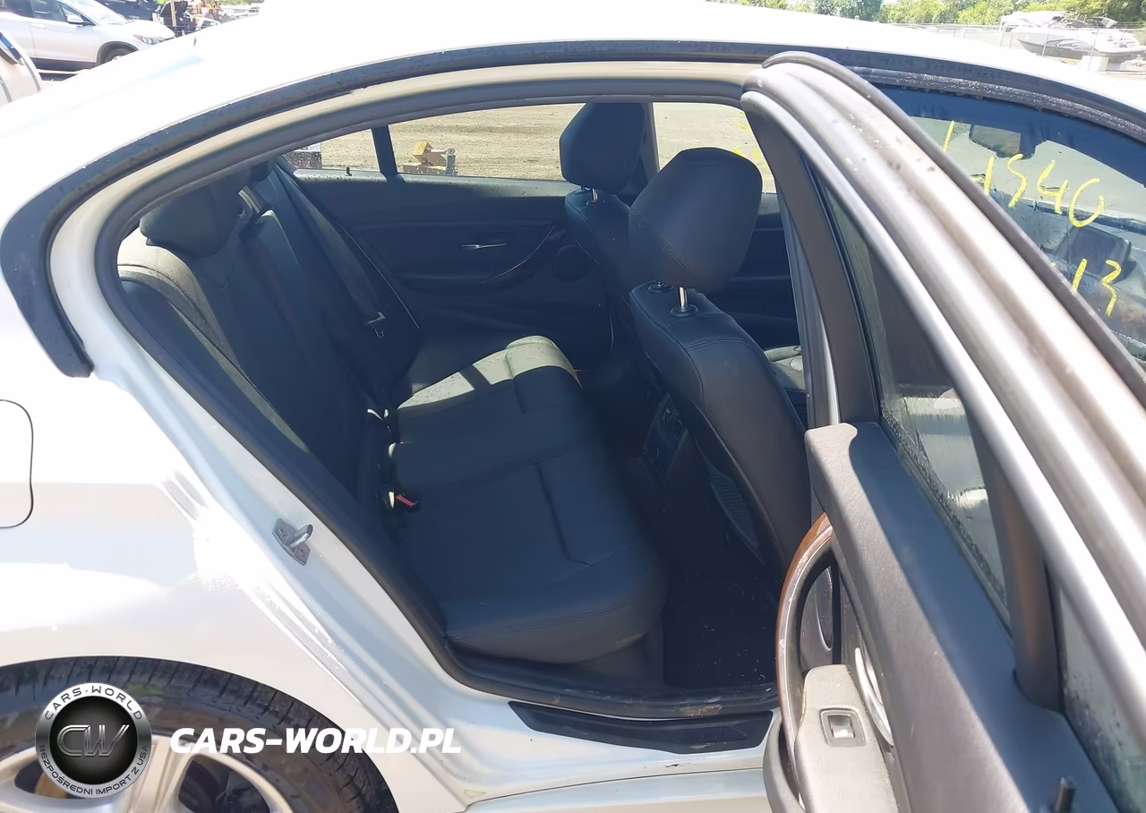 2015 BMW 328I xDrive VIN:WBA3B3G54FNT17301 - 8
