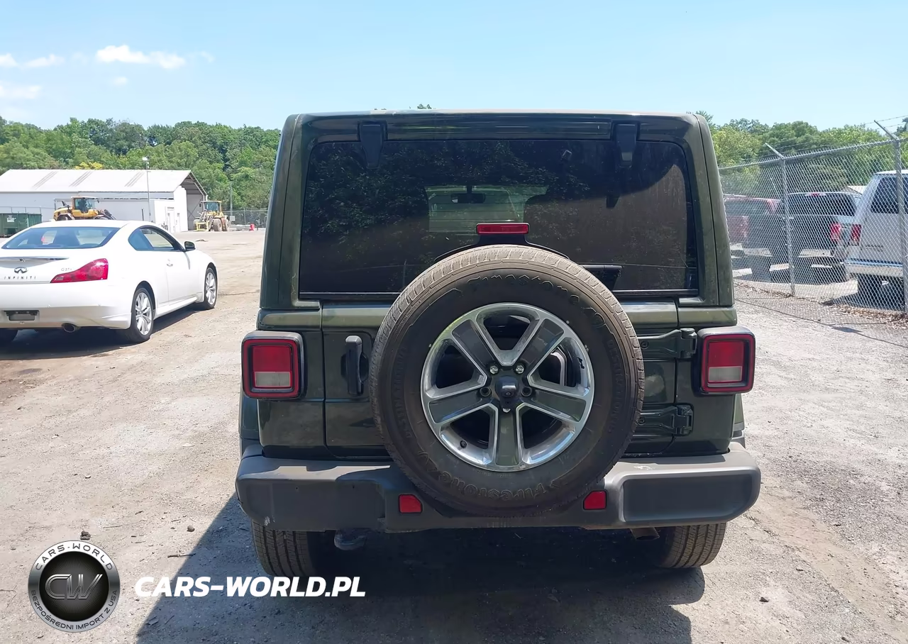 2021 Jeep Wrangler Unlimited Sahara VIN:1C4HJXENXMW573603 - 16