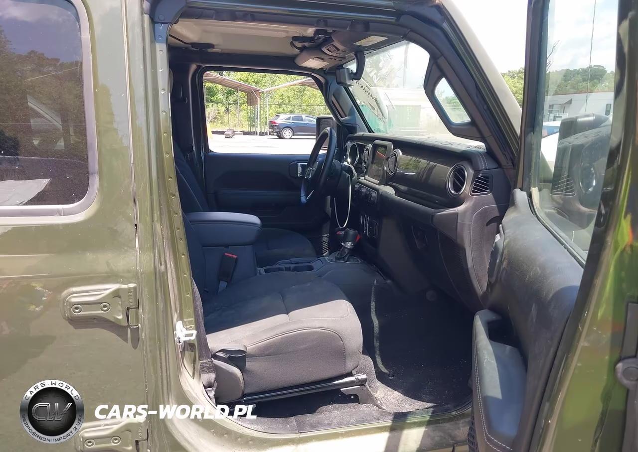 2021 Jeep Wrangler Unlimited Sahara VIN:1C4HJXENXMW573603 - 5