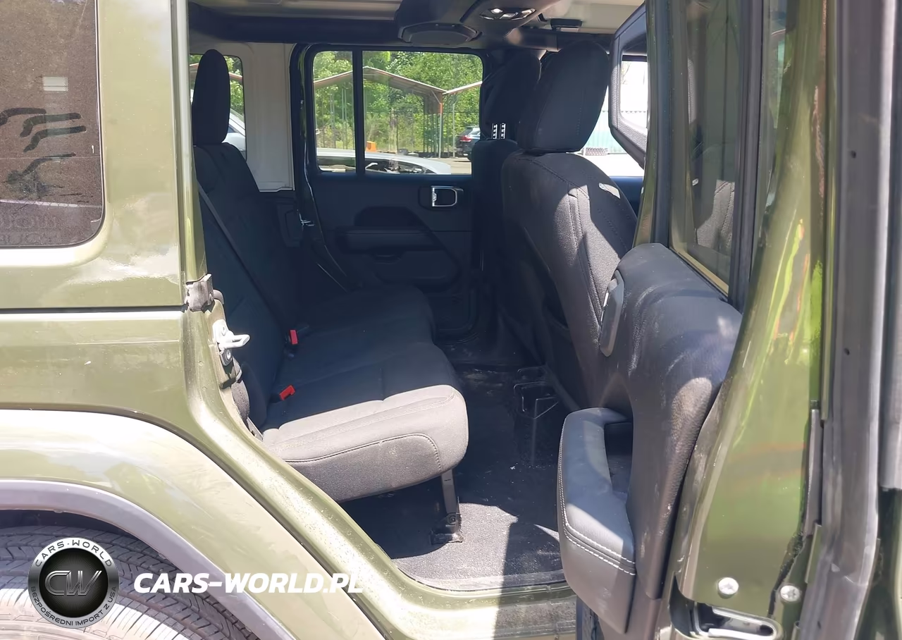 2021 Jeep Wrangler Unlimited Sahara VIN:1C4HJXENXMW573603 - 8