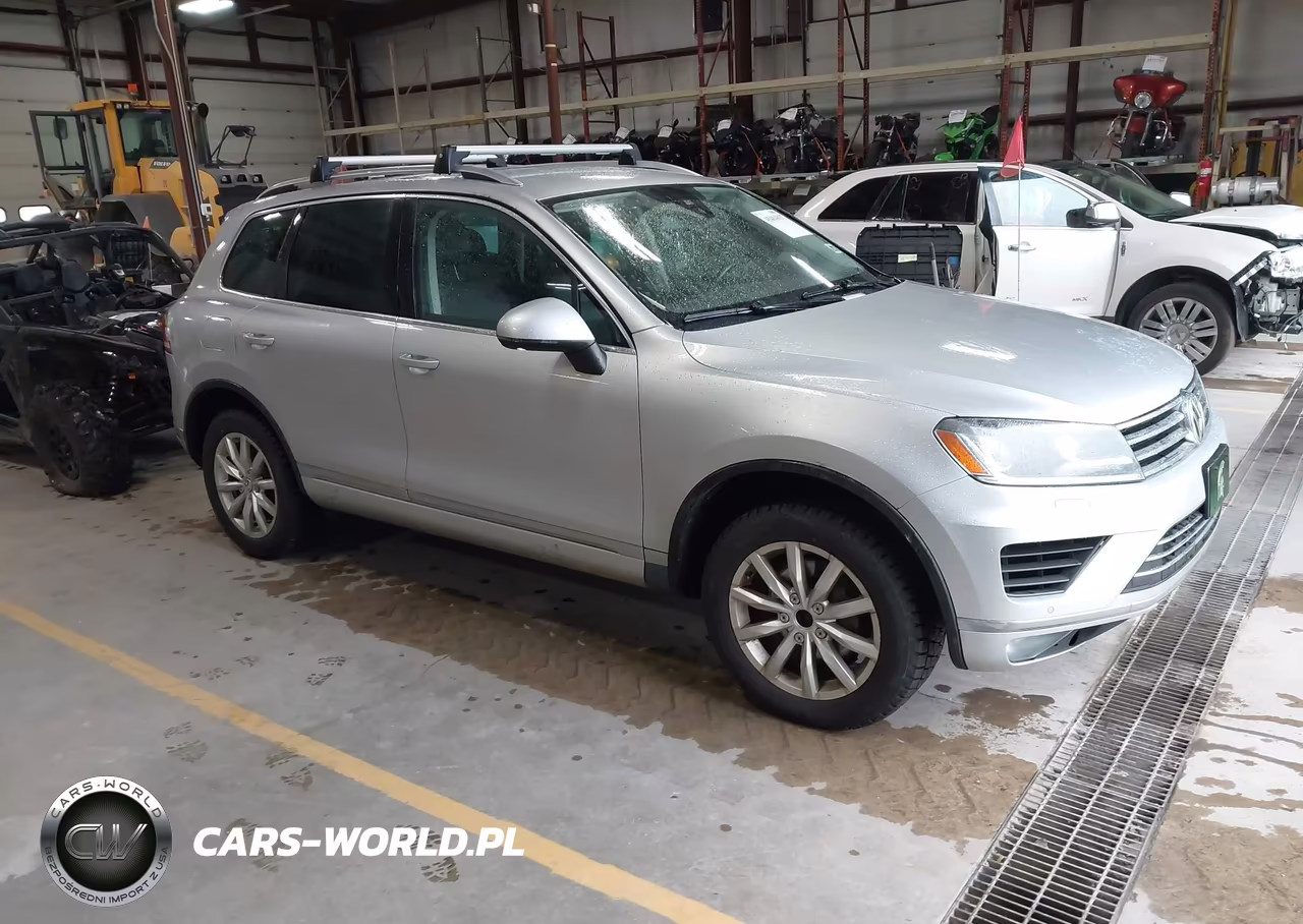 2016 Volkswagen Touareg Vr6 Sport – zdjęcie 1 z 16