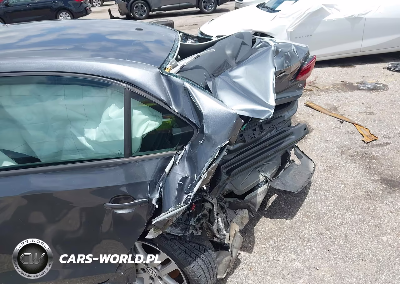 2018 Volkswagen Jetta 1.4T S VIN:3VW2B7AJ8JM233879 - 6