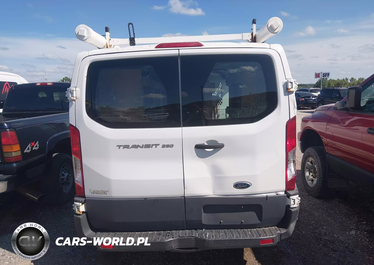 2015 Ford Transit-250 VIN:1FTNR1ZMXFKB02734 - 17