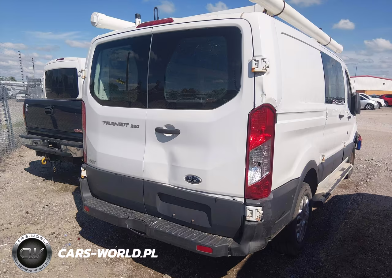 2015 Ford Transit-250 VIN:1FTNR1ZMXFKB02734 - 21