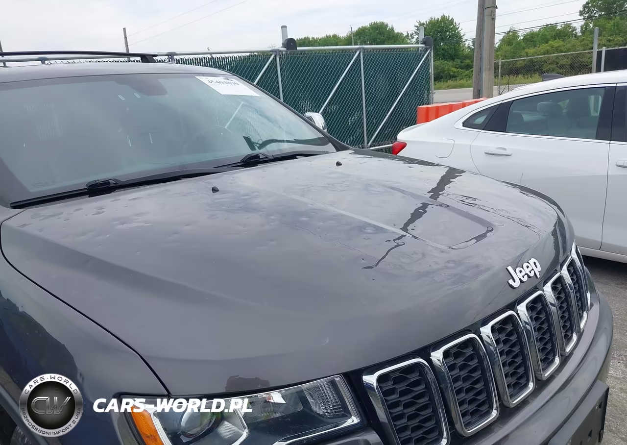 2017 Jeep Grand Cherokee Limited 4X4 VIN:1C4RJFBG8HC902052 - 6