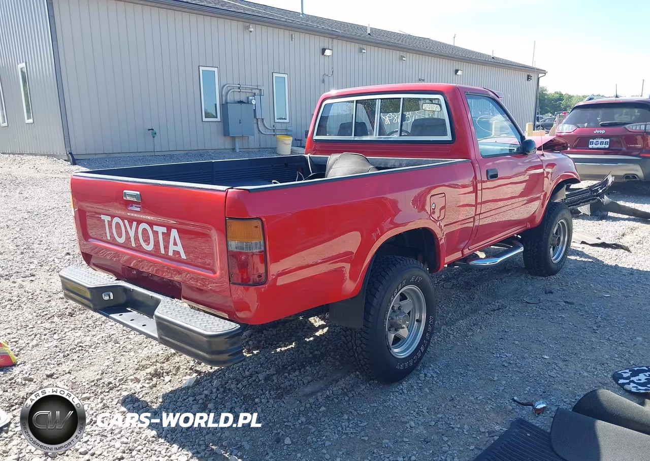 1990 Toyota Pickup 1-2 Ton Sht Wheelbase Dlx VIN:JT4RN01P1L7031838 - 4