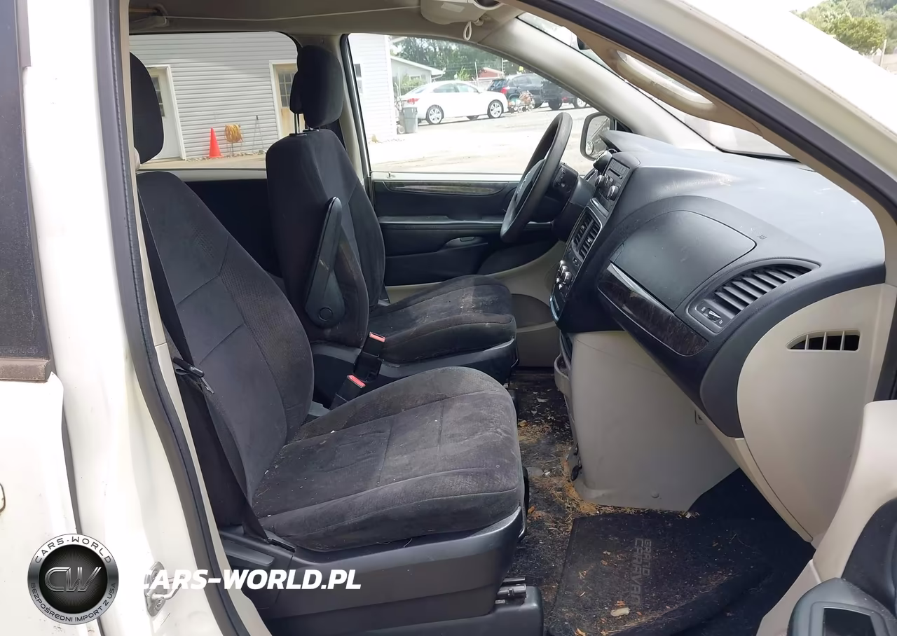 2011 Dodge Grand Caravan Express VIN:2D4RN4DG9BR672559 - 5