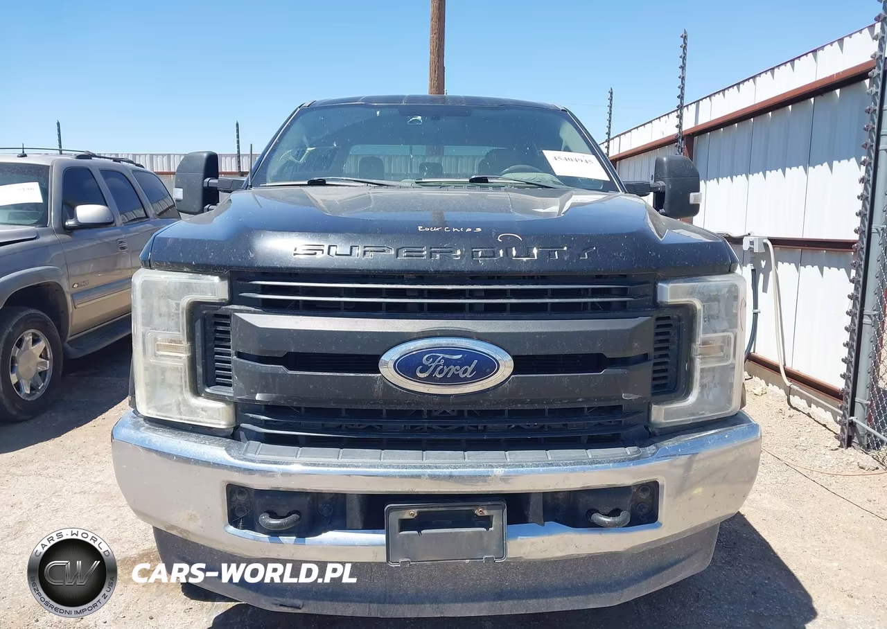 2018 Ford F-250 Xl VIN:1FT7W2BT9JEB35255 - 12