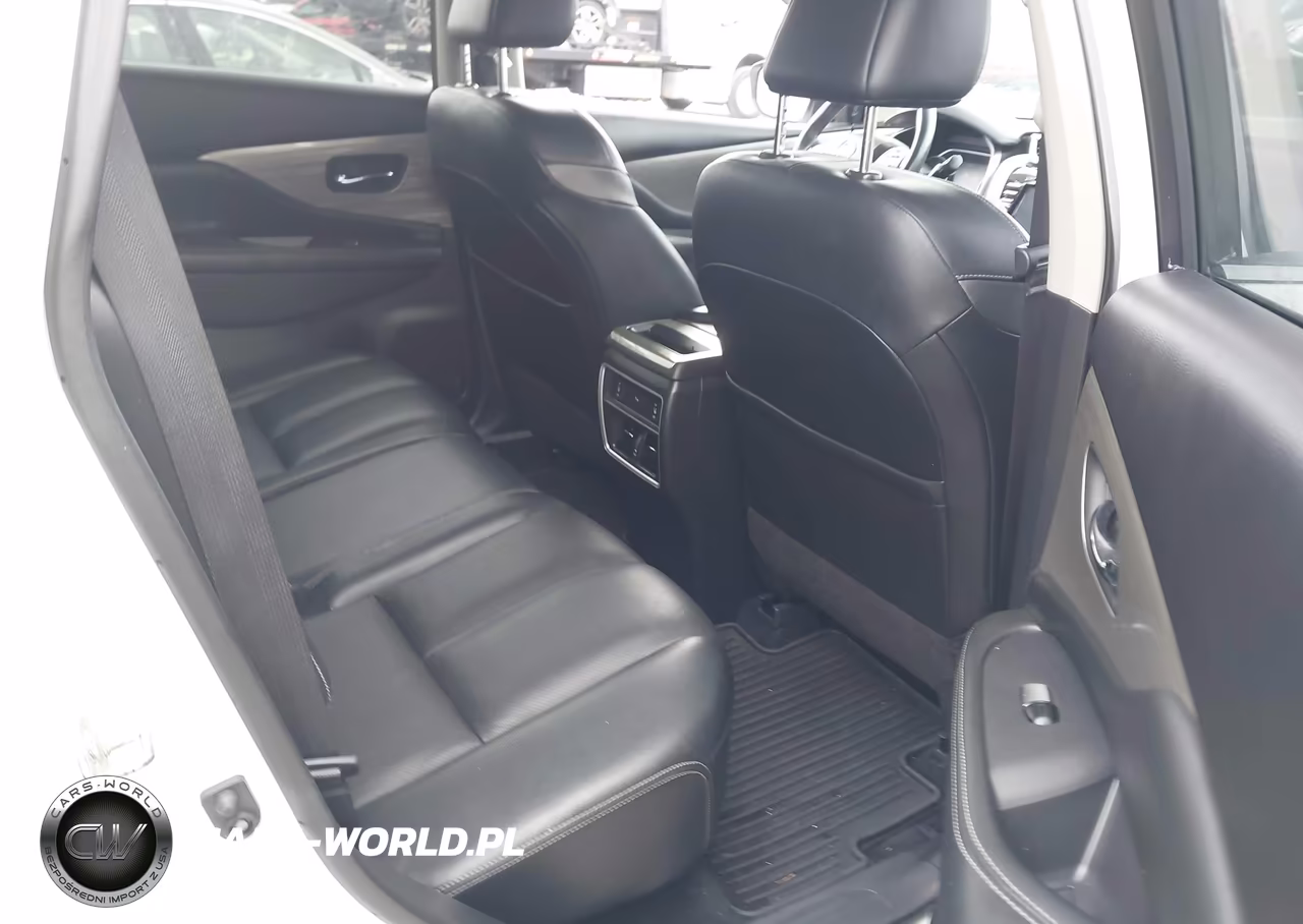2018 Nissan Murano Platinum VIN:5N1AZ2MG8JN113577 - 8