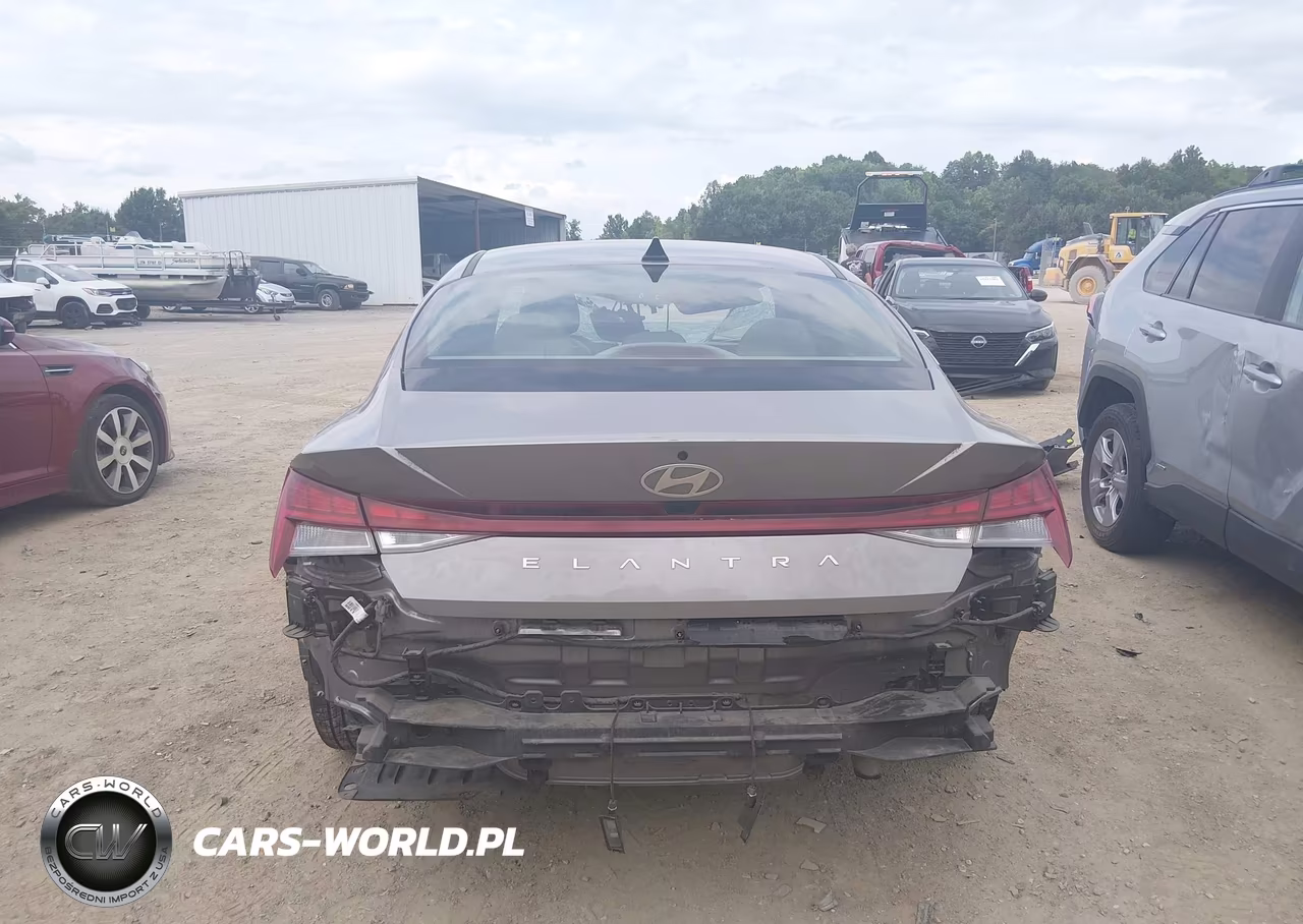 2025 Hyundai Elantra Sel Convenience VIN:KMHLS4DG3SU944811 - 16