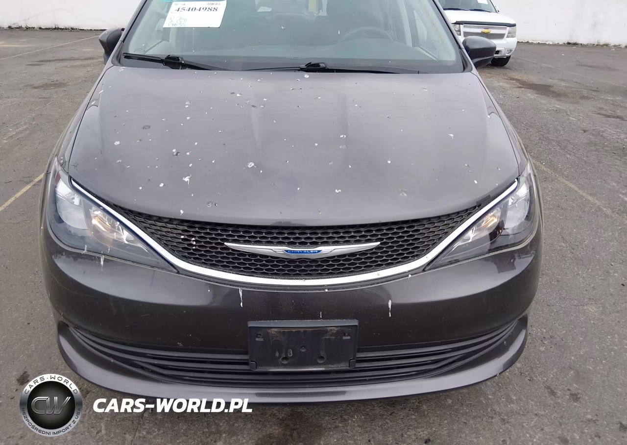 2018 Chrysler Pacifica Touring VIN:2C4RC1DGXJR253748 - 6