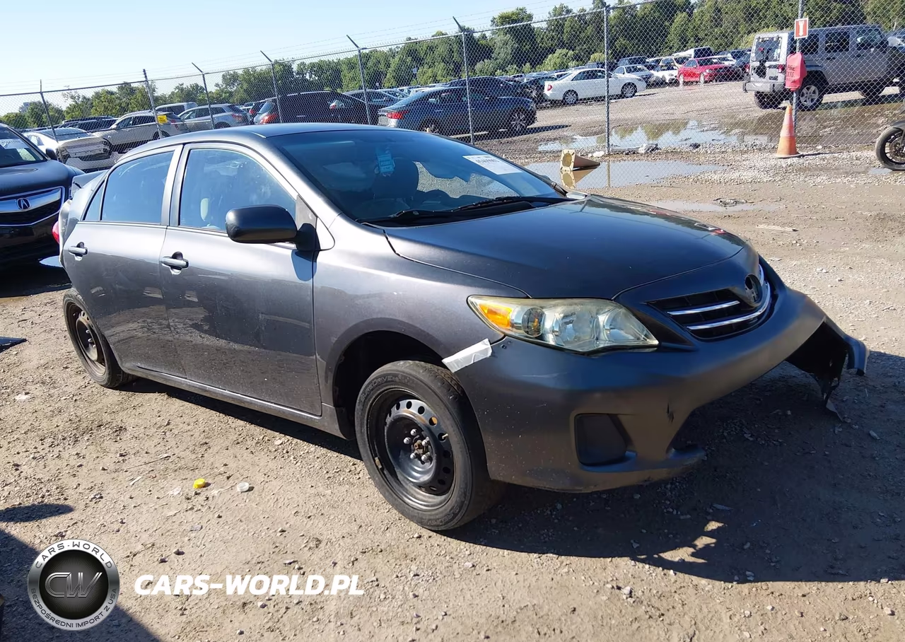 2013 Toyota Corolla Le – zdjęcie 1 z 17