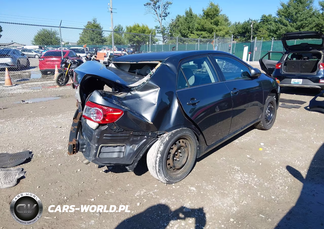 2013 Toyota Corolla Le VIN:2T1BU4EE5DC126214 - 4