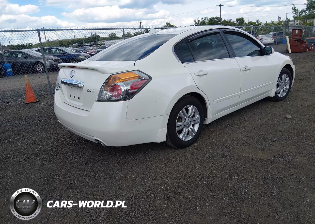 2010 Nissan Altima 2.5 S VIN:1N4AL2AP9AN406730 - 4