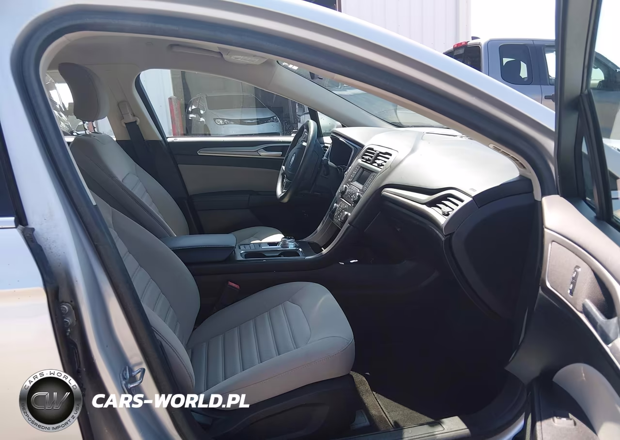 2018 Ford Fusion Hybrid S VIN:3FA6P0UU1JR254388 - 5