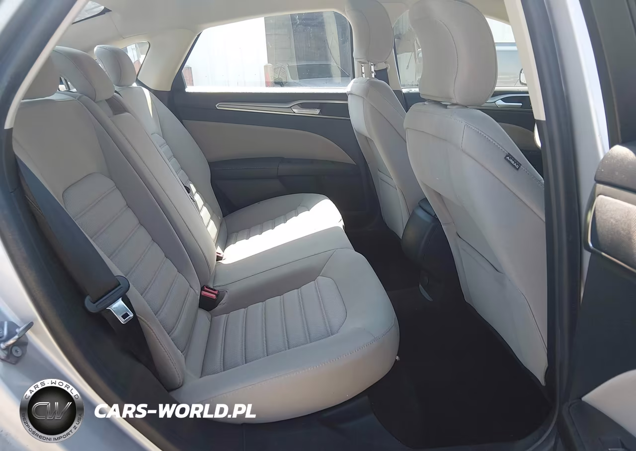 2018 Ford Fusion Hybrid S VIN:3FA6P0UU1JR254388 - 8