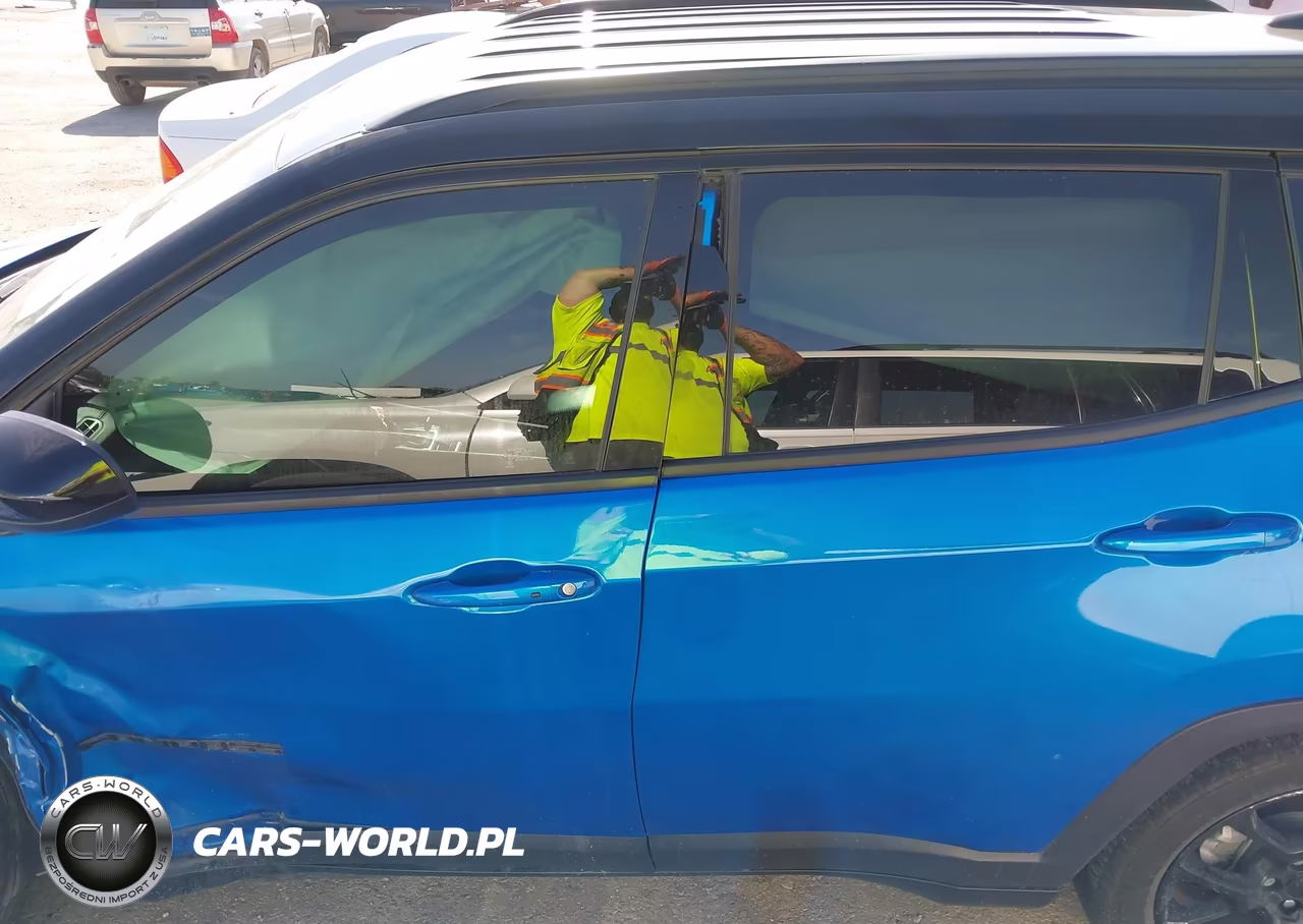 2024 Jeep Compass Latitude 4X4 VIN:3C4NJDBN3RT169920 - 14