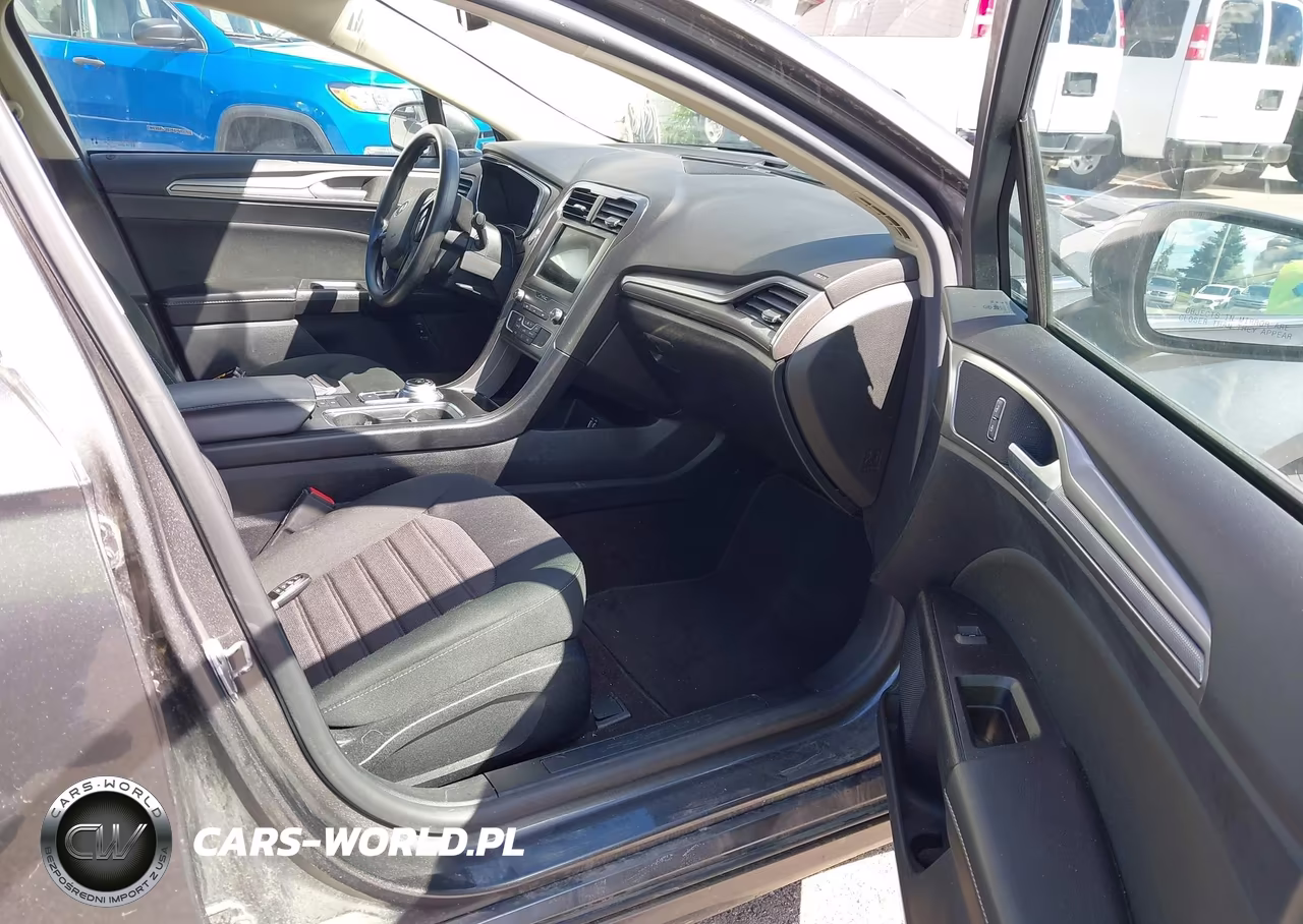 2020 Ford Fusion Hybrid Se VIN:3FA6P0LU4LR244944 - 5