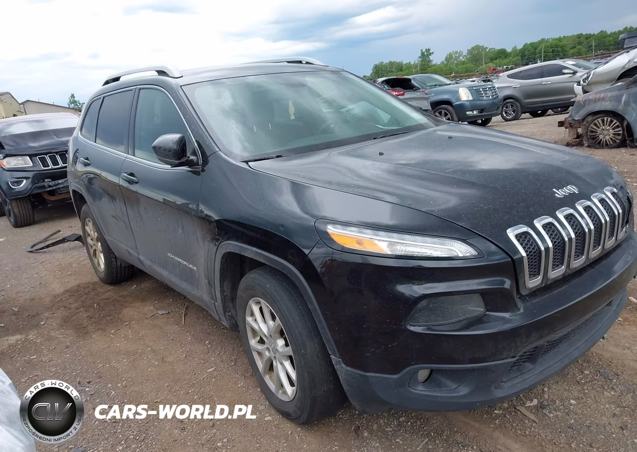2018 Jeep Cherokee Latitude 4X4 VIN:1C4PJMCB1JD585424 - 13